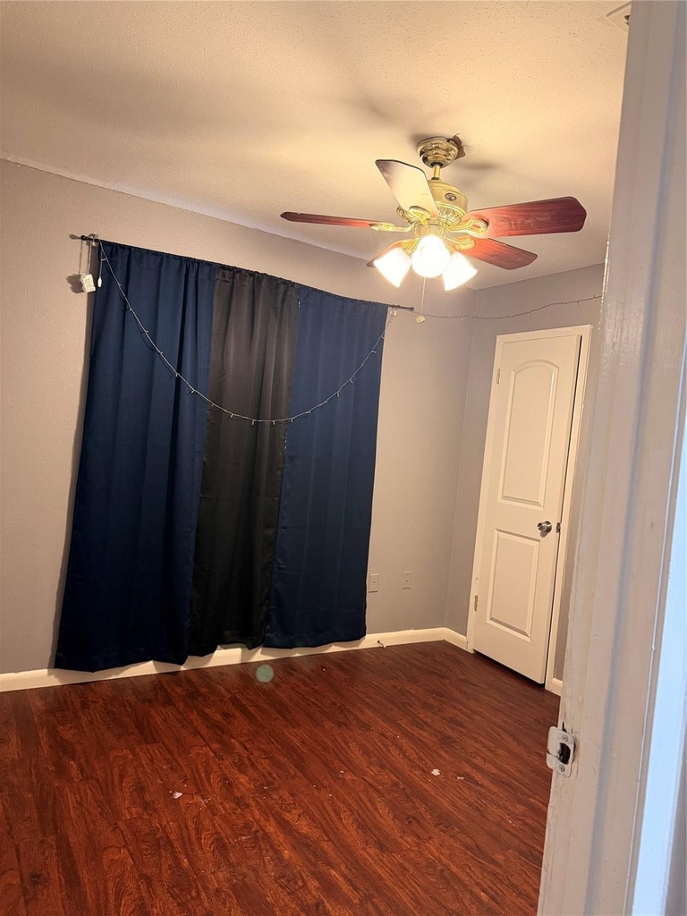 7618 Kellwood Drive - Photo 11
