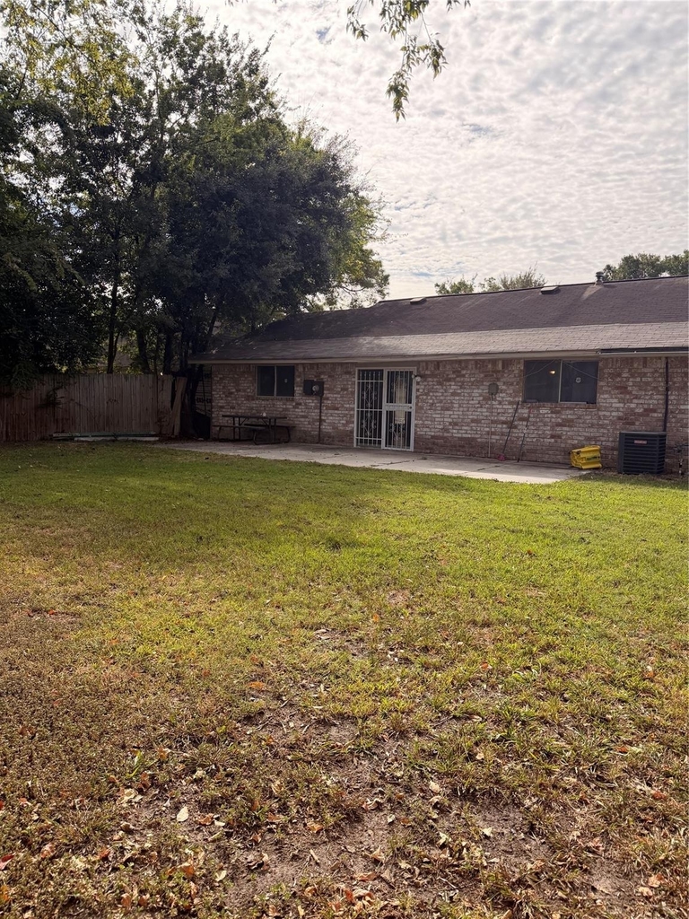 7618 Kellwood Drive - Photo 20