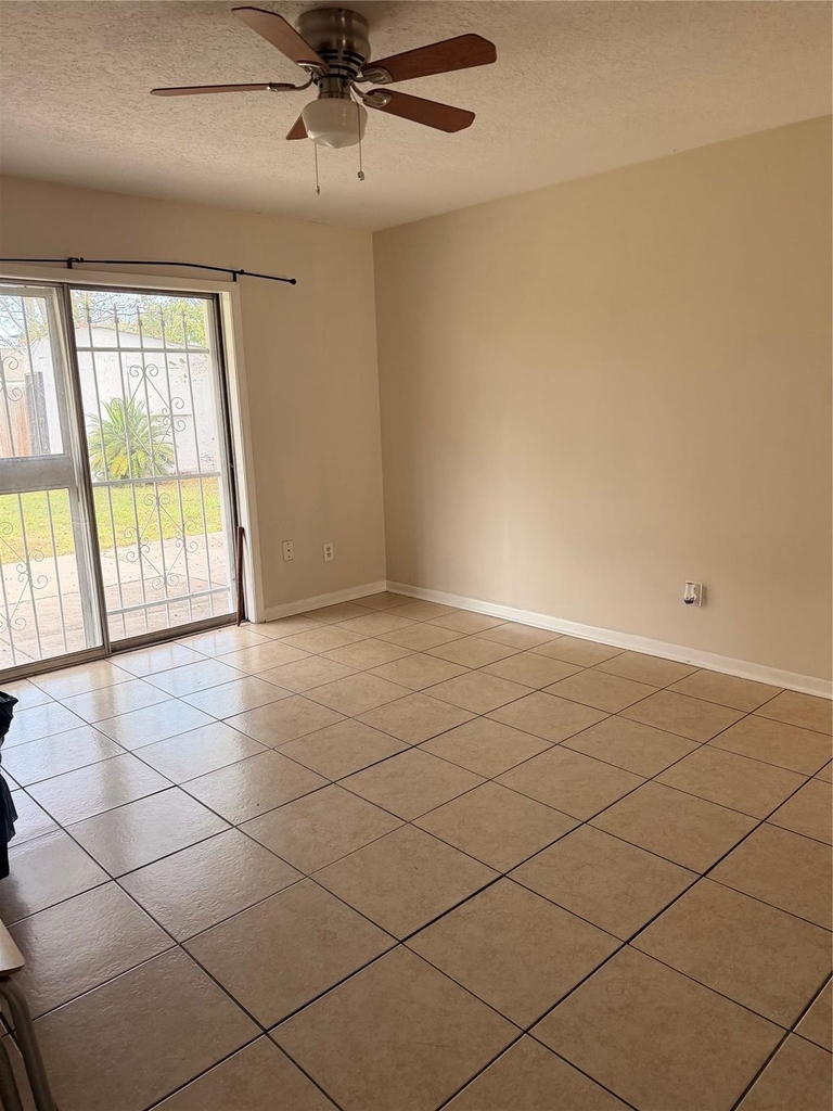 7618 Kellwood Drive - Photo 6