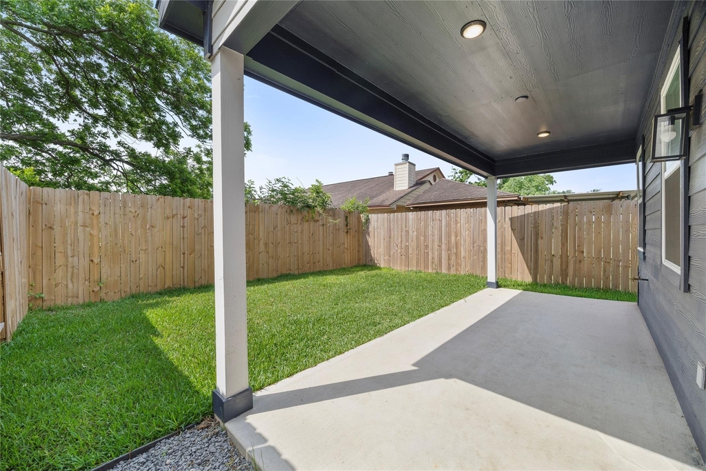 823 Enterprise Street - Photo 42