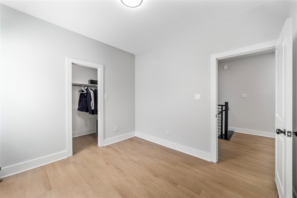 823 Enterprise Street - Photo 35