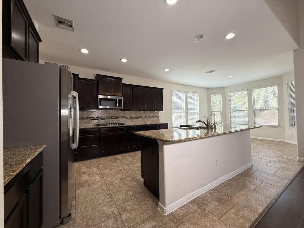 3414 Brampton Island Drive - Photo 11