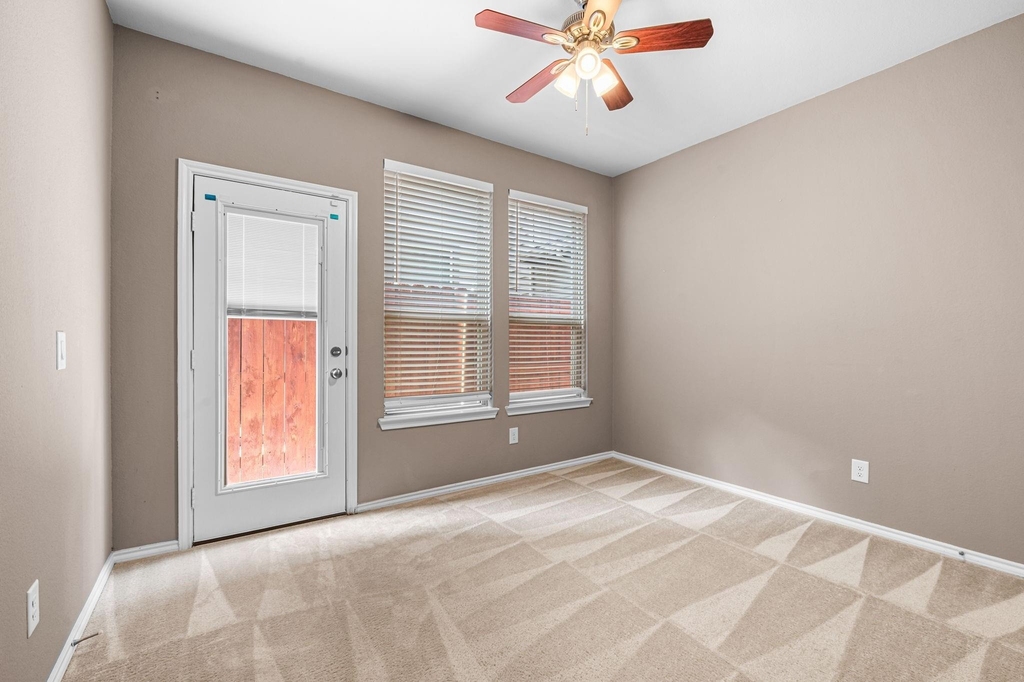 9312 Bauer Vista Drive - Photo 5