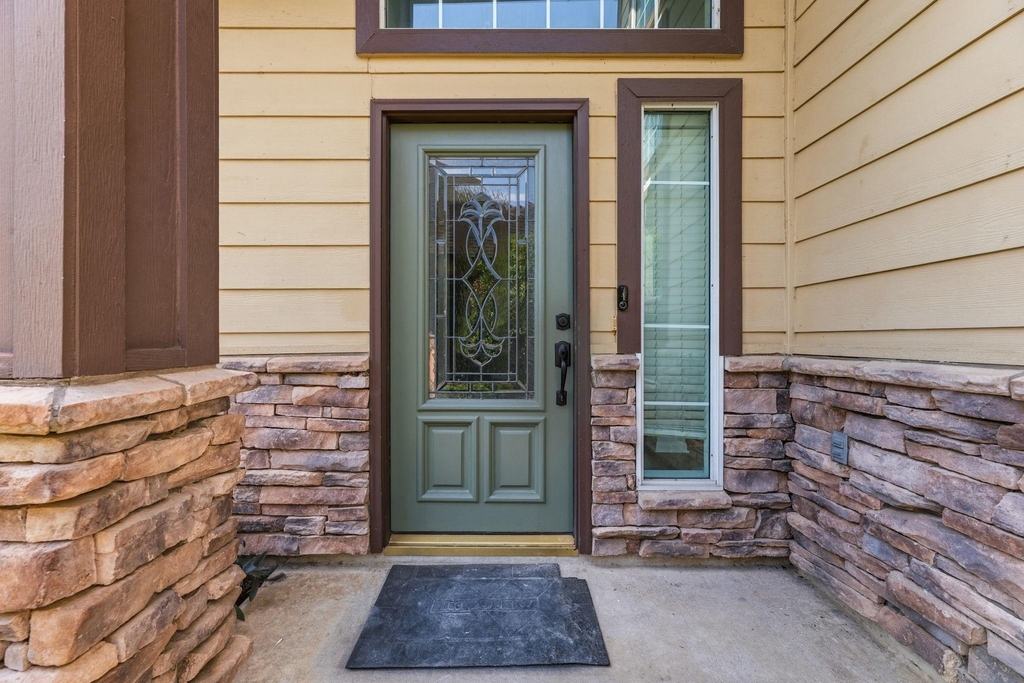 10822 Wysall Cliff Court - Photo 2