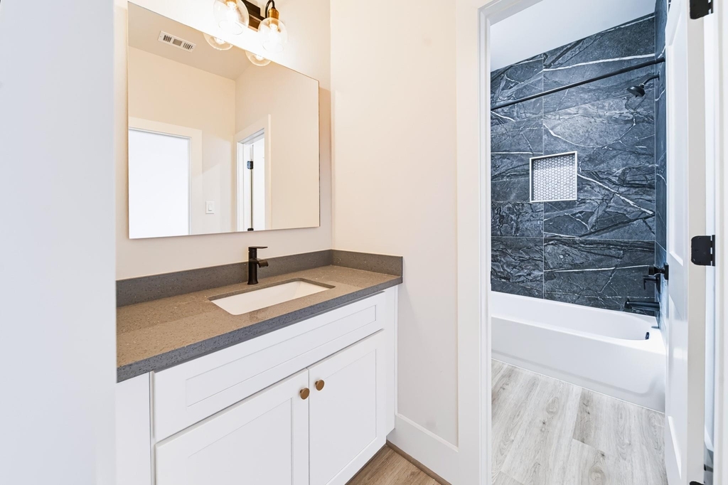 5632 Bertellis Lane - Photo 16