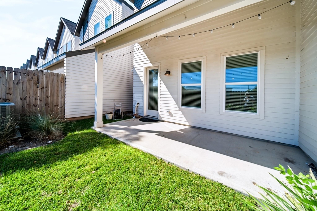 5632 Bertellis Lane - Photo 17