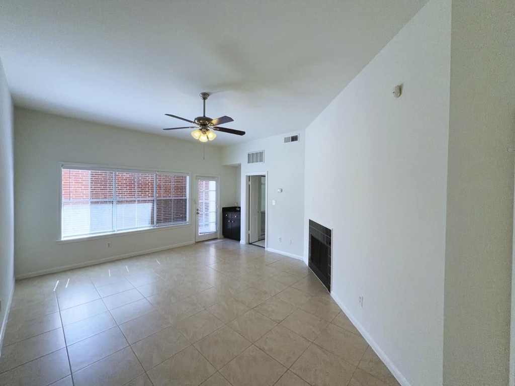 627 Hawthorne Street - Photo 6