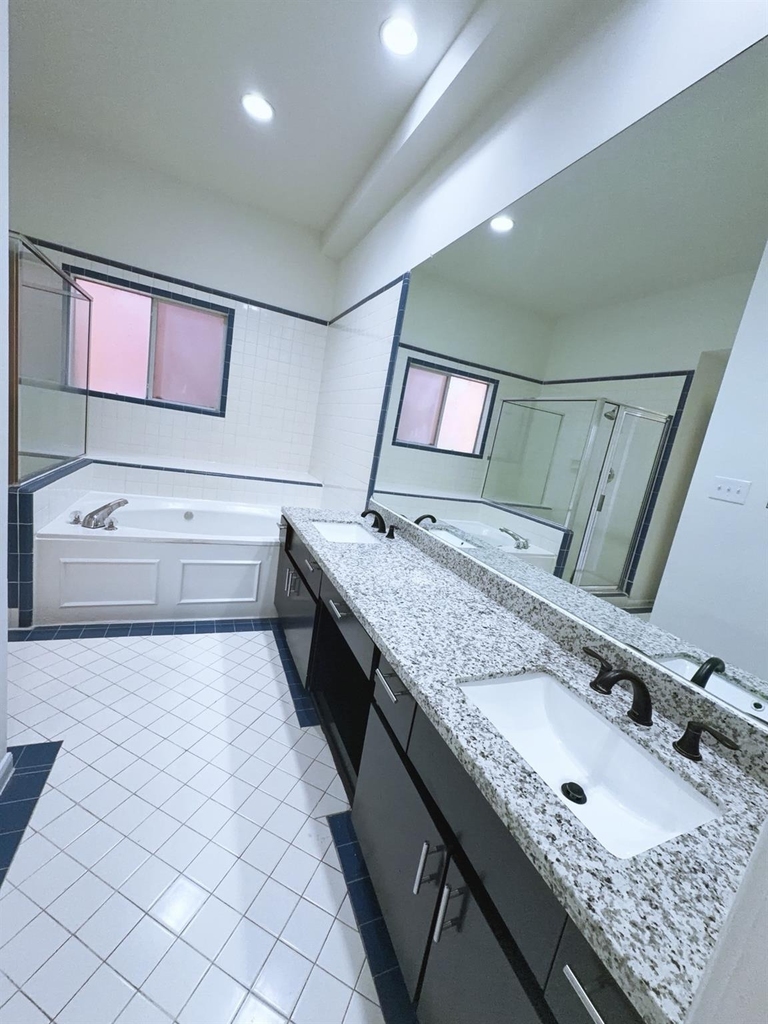 627 Hawthorne Street - Photo 7