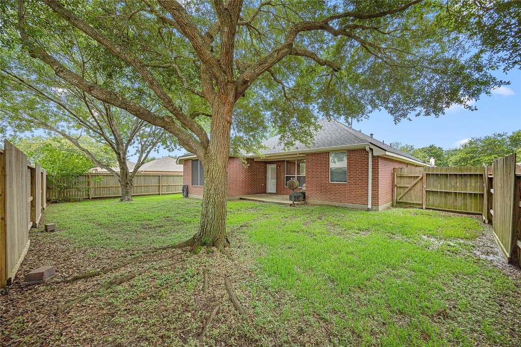 212 Silverbrook Lane - Photo 31