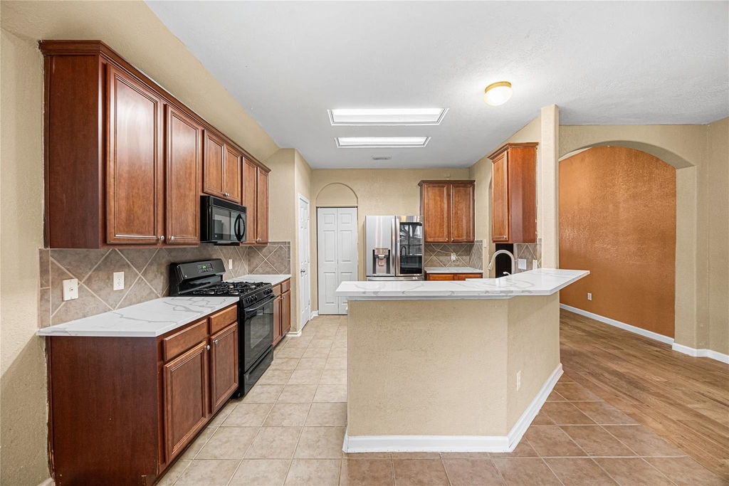 212 Silverbrook Lane - Photo 9