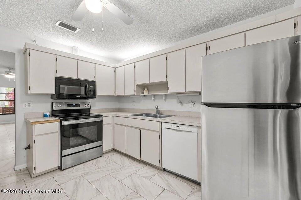 8019 Se Villa Circle - Photo 8