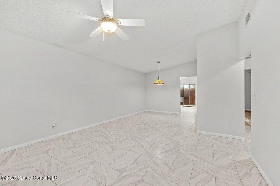 8019 Se Villa Circle - Photo 3