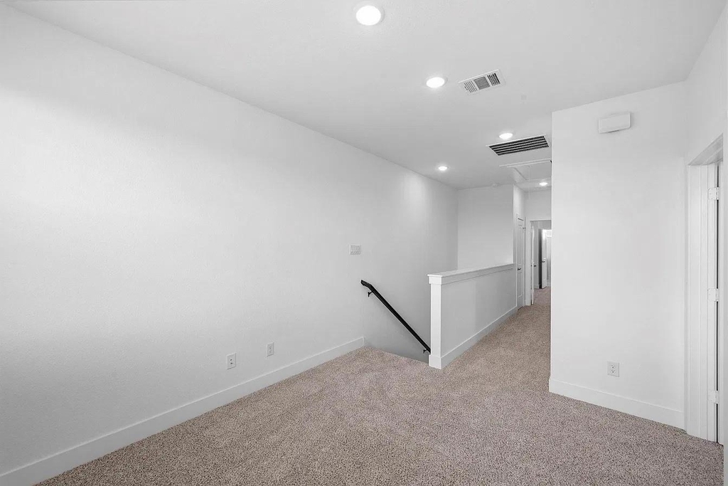 12746 Grayson County Drive - Photo 2