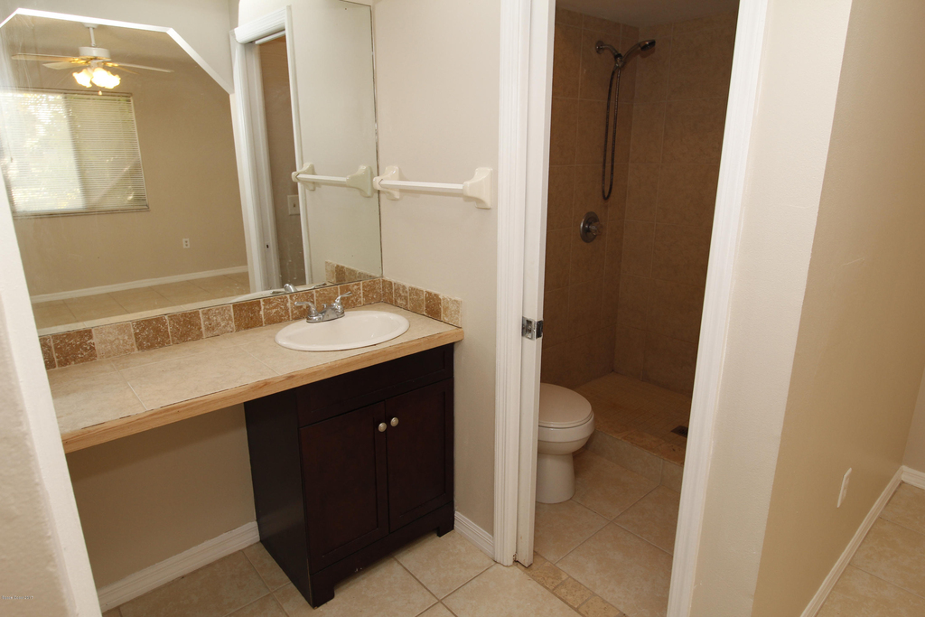 567 Nw Australian Road Nw - Photo 6