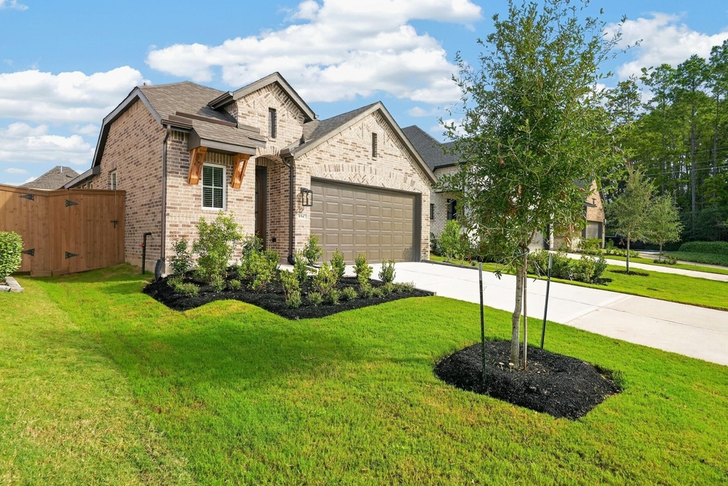 8947 Blackwoods Court - Photo 0