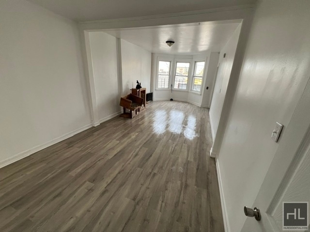East 182 Street - Photo 1