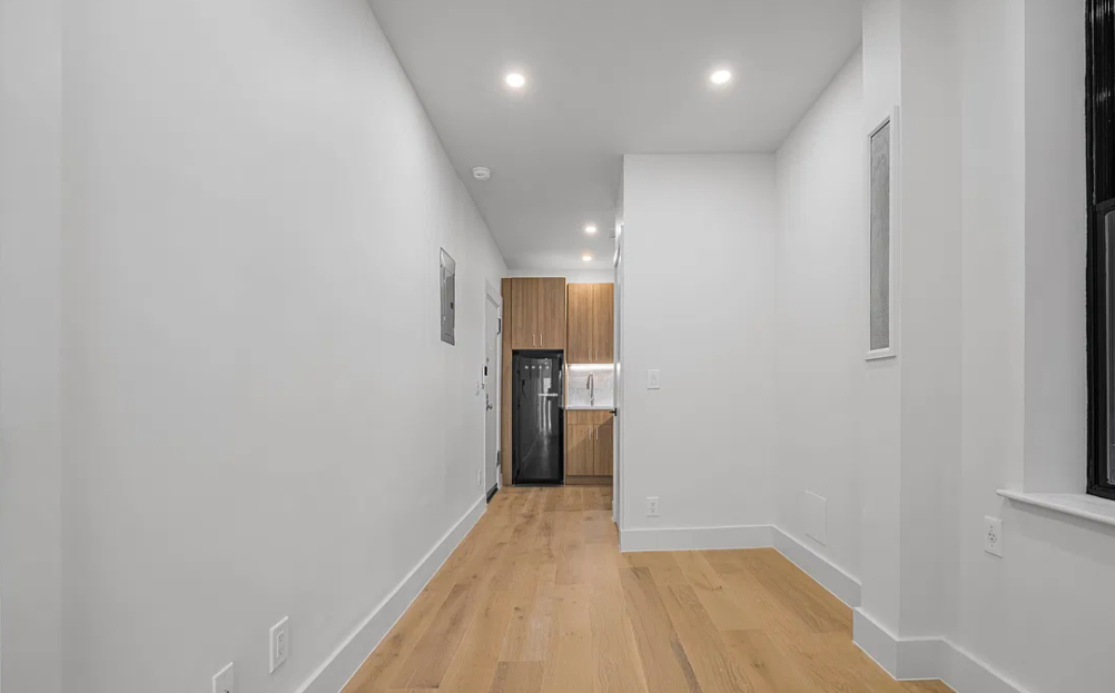 255 West 15th Street - Photo 3