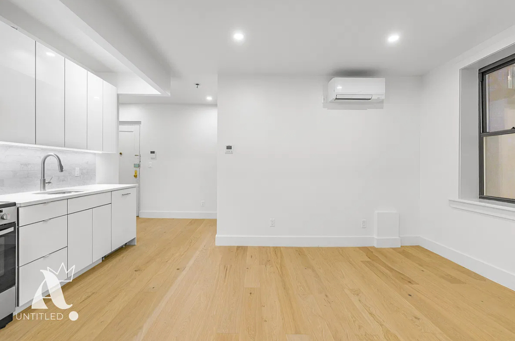58 Avenue A - Photo 2