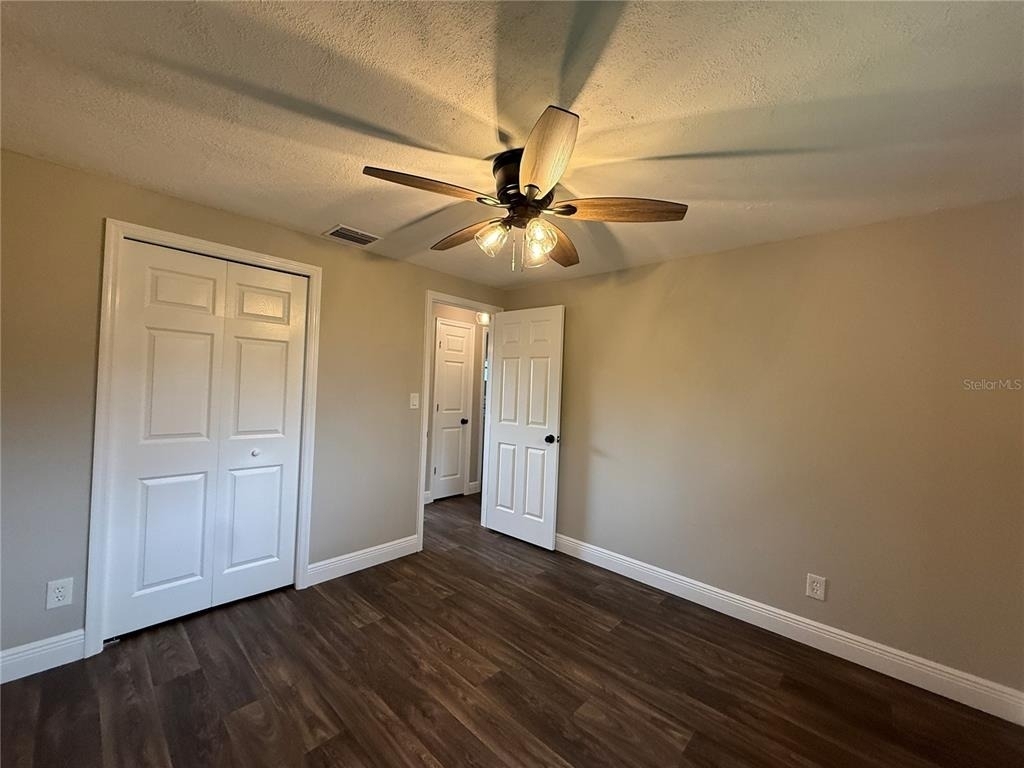 11542 90th Street - Photo 4