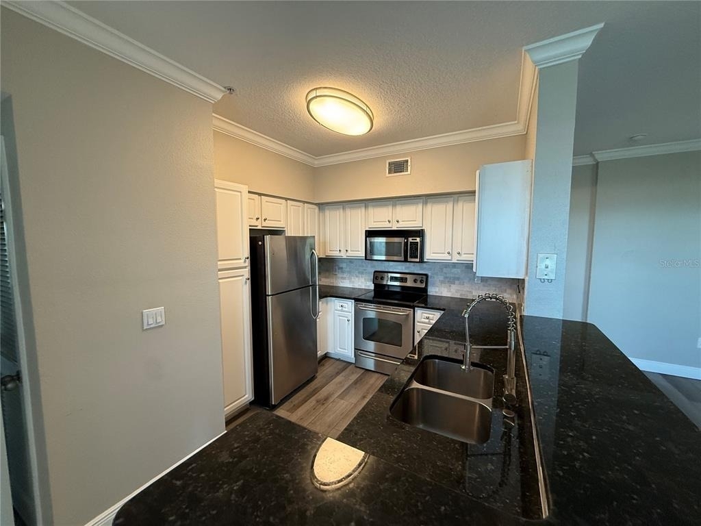1910 E Palm Avenue - Photo 5