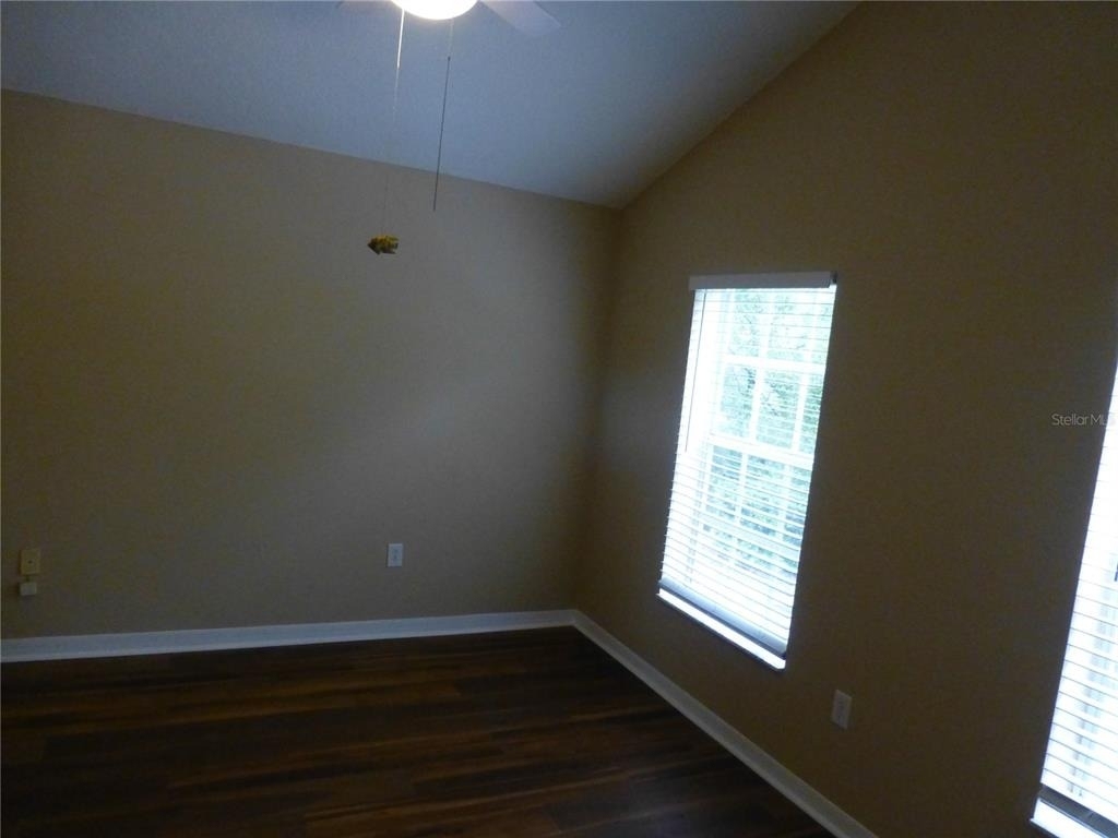 9411 W Park Village Drive - Photo 35