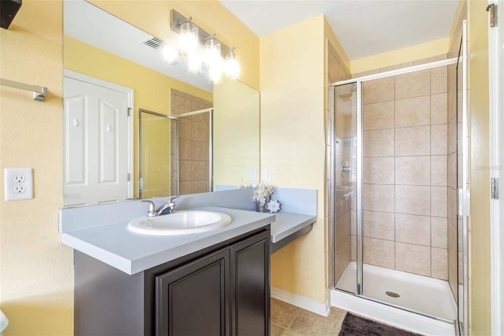 10851 Kensington Park Avenue - Photo 16