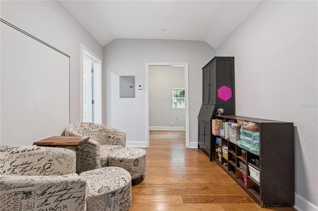732 E Orange Avenue - Photo 4