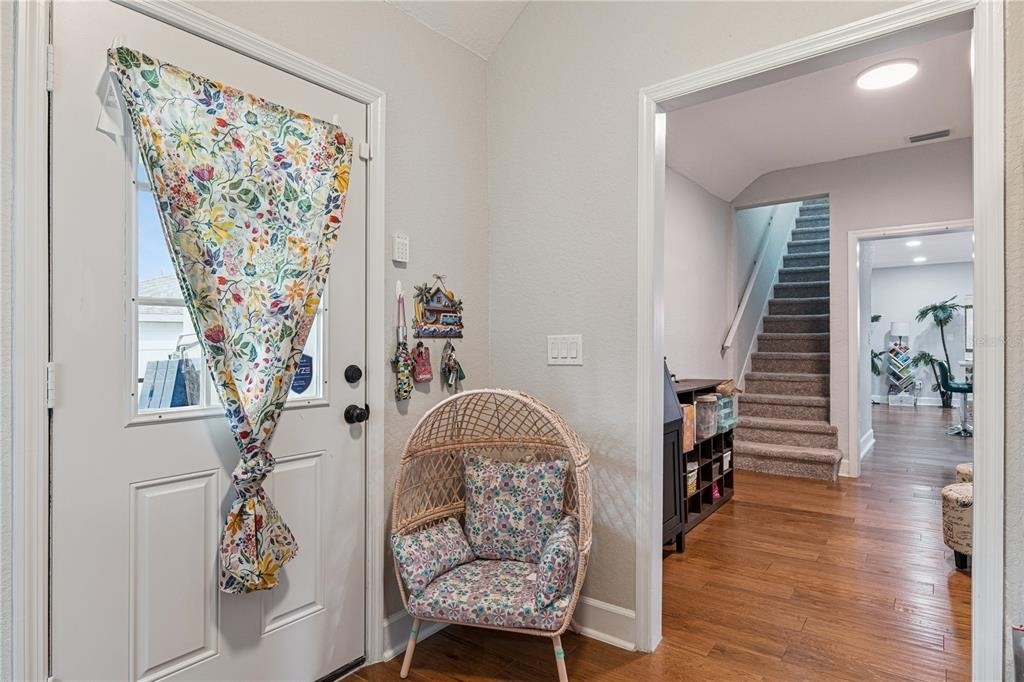 732 E Orange Avenue - Photo 2