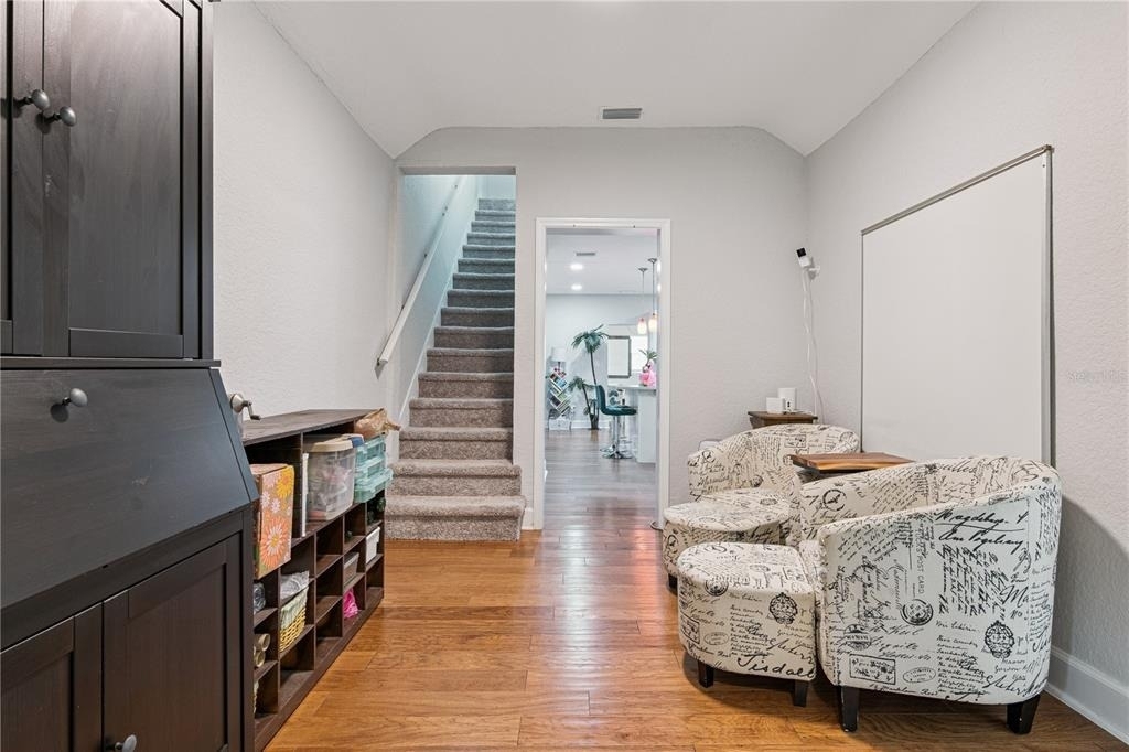 732 E Orange Avenue - Photo 3