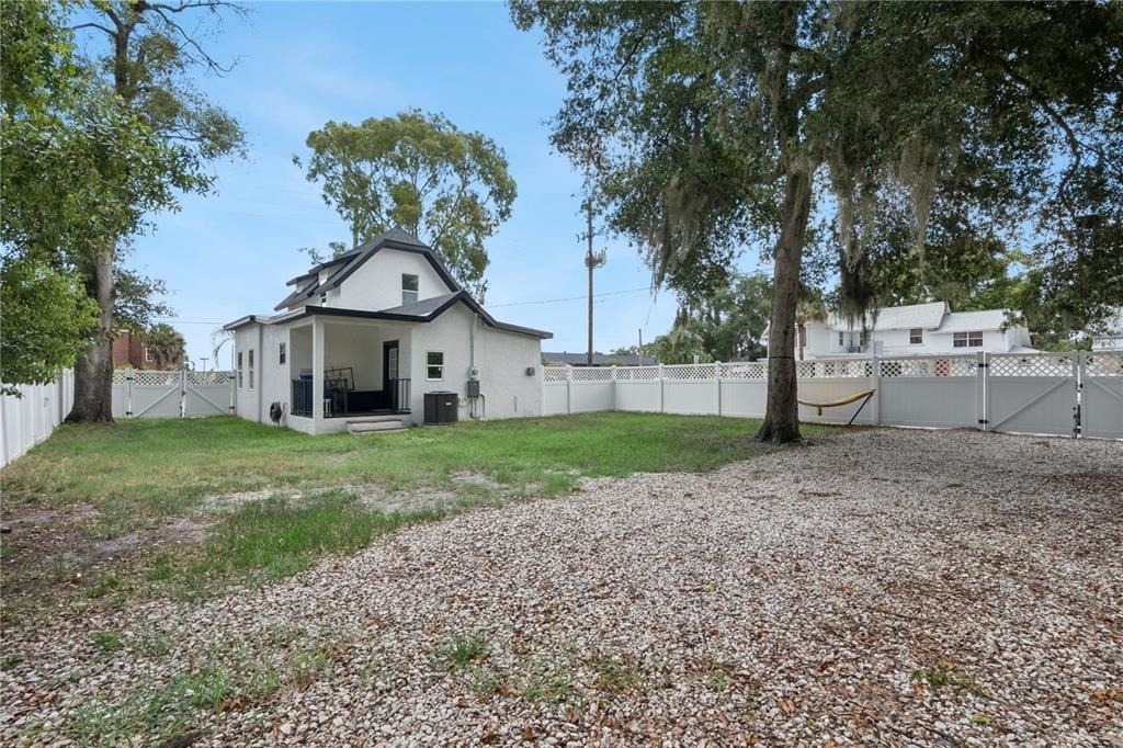 732 E Orange Avenue - Photo 31