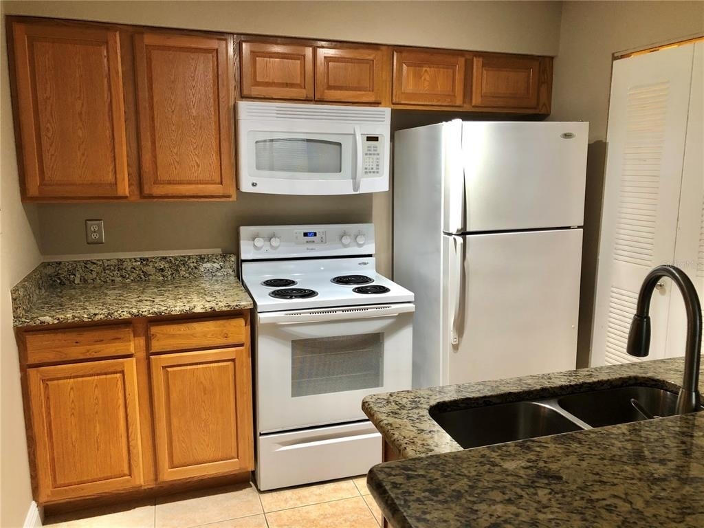 1055 S Hiawassee Road - Photo 6