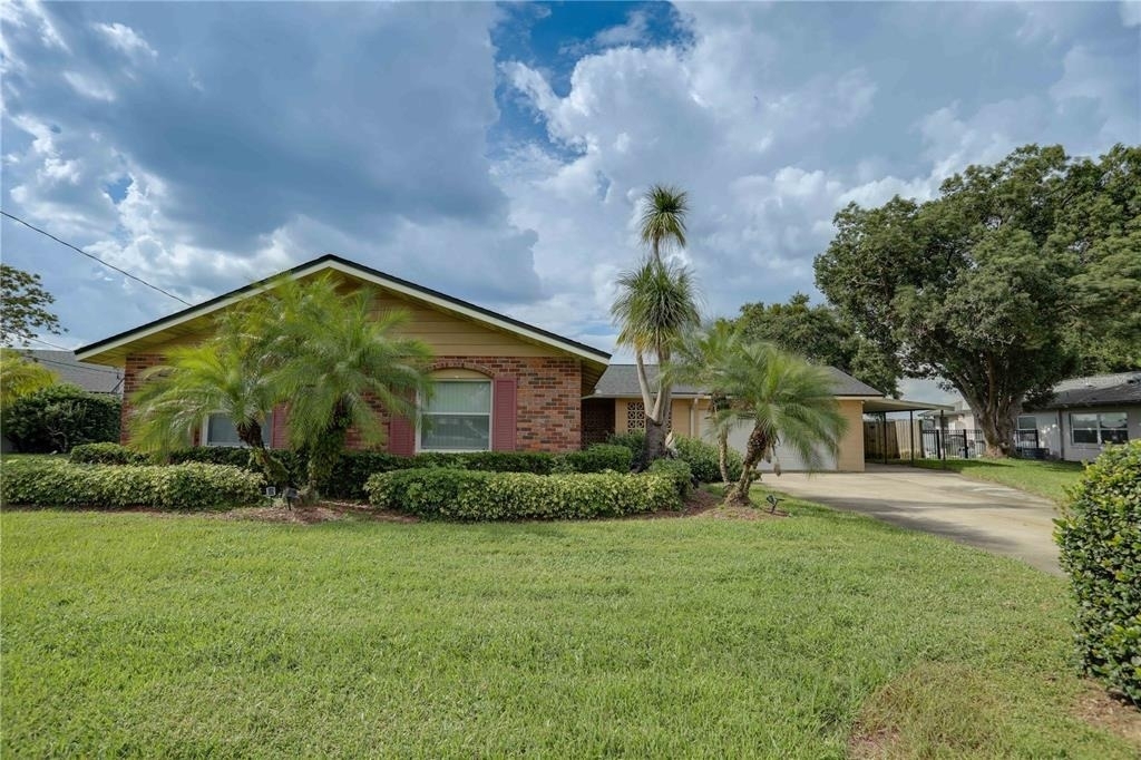 627 Macarthur Drive - Photo 14