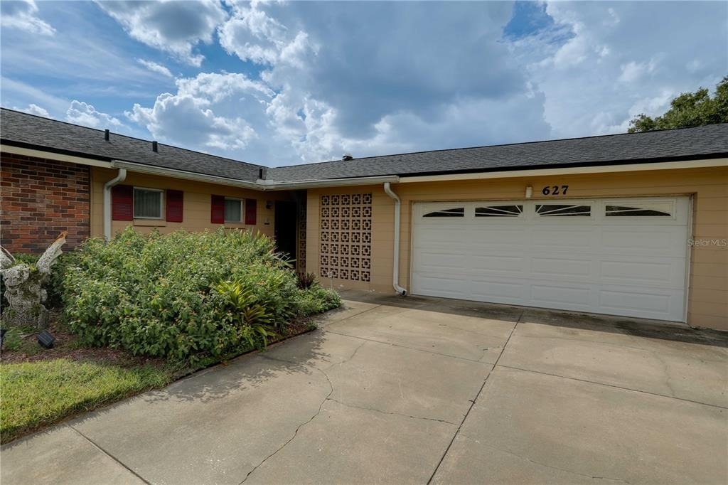 627 Macarthur Drive - Photo 16
