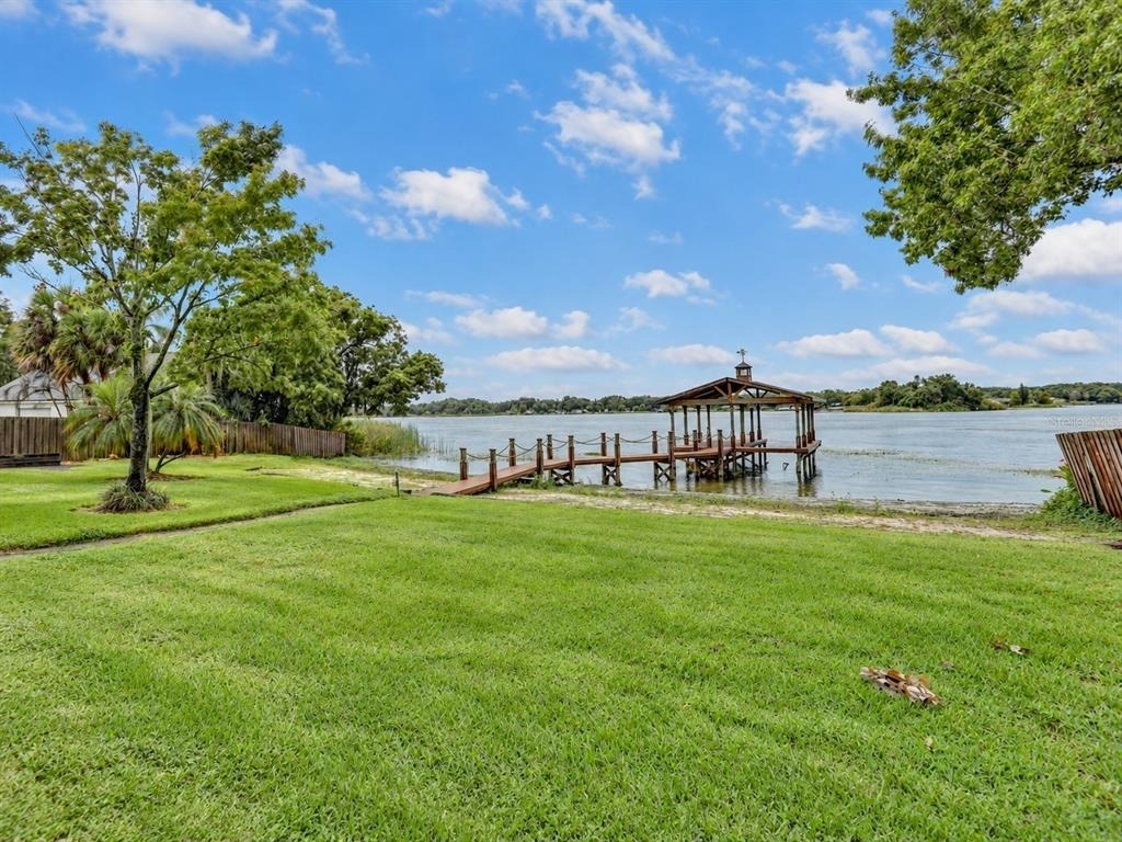 627 Macarthur Drive - Photo 4