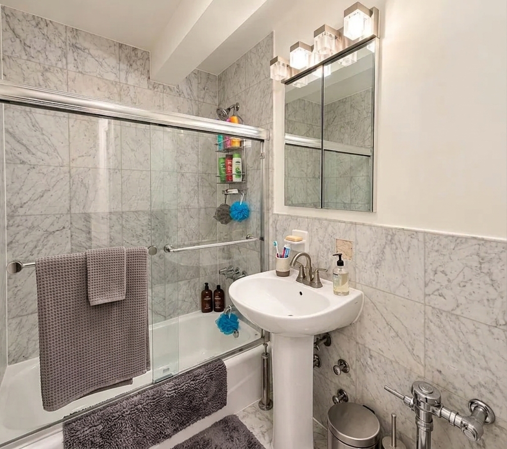  West 16th Street - Photo 2