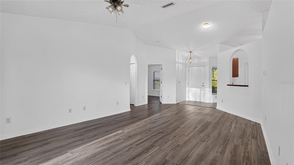 15 Renmont Court - Photo 7