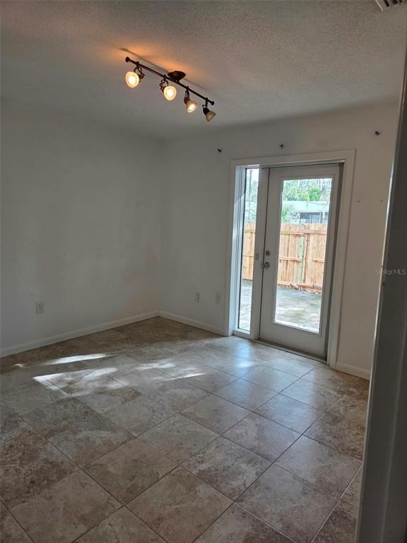 3101 Irving Street - Photo 17