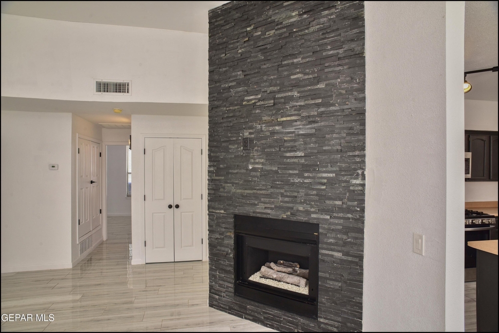 7959 Morning Dawn Avenue - Photo 11