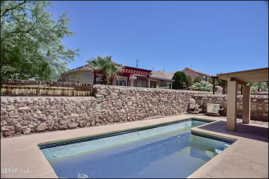 7959 Morning Dawn Avenue - Photo 40