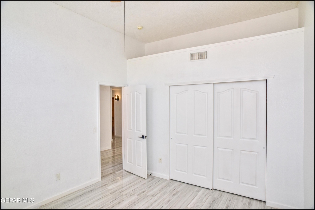 7959 Morning Dawn Avenue - Photo 36