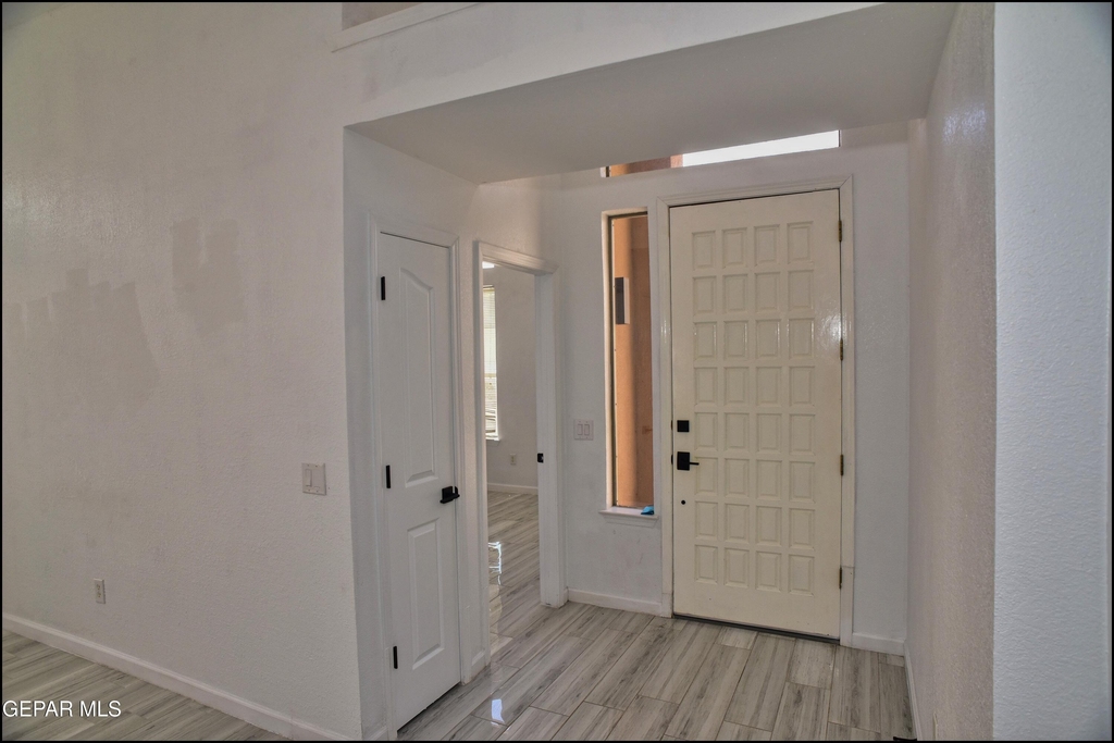 7959 Morning Dawn Avenue - Photo 5