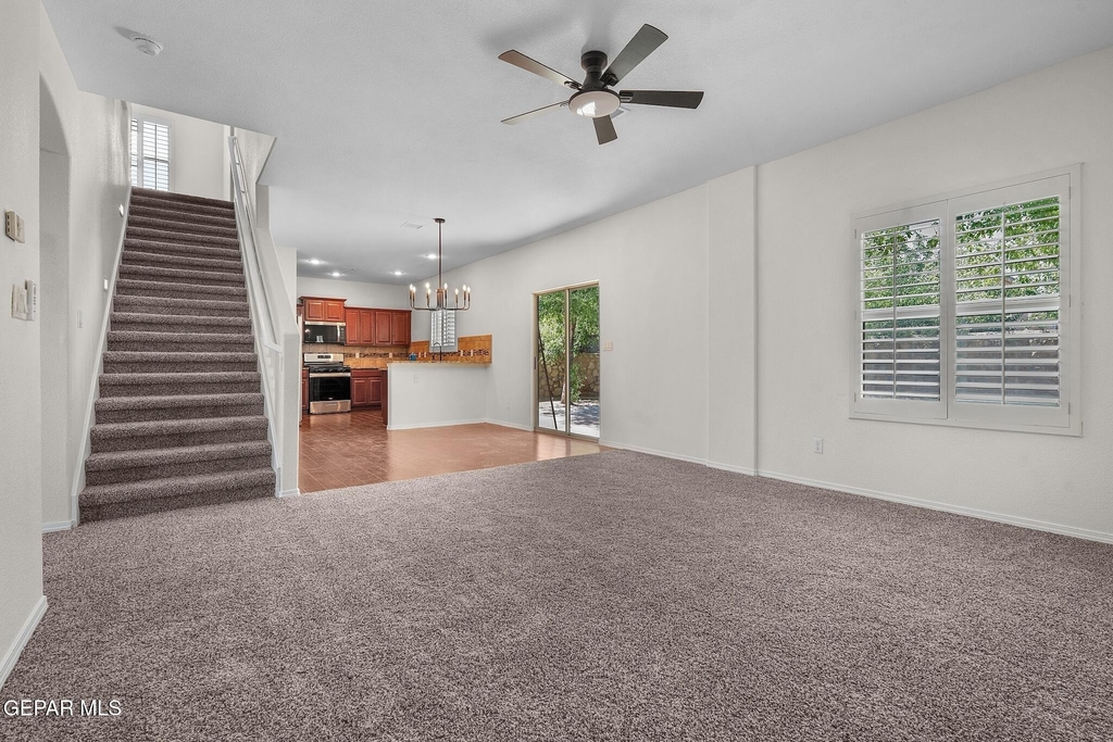 12390 Westbury - Photo 5