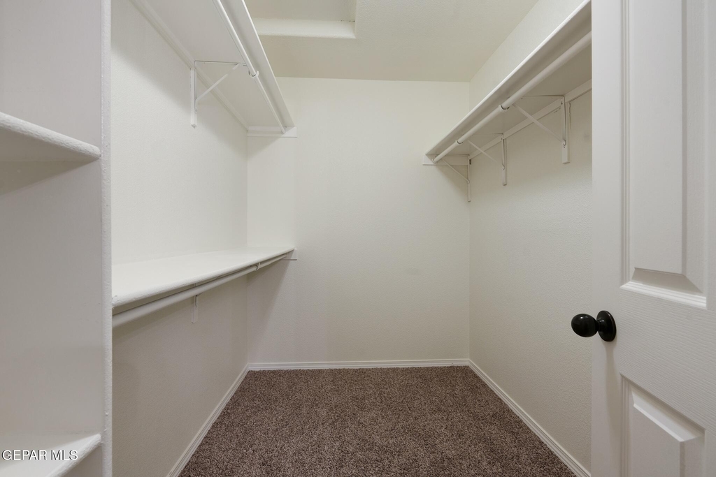 12390 Westbury - Photo 33