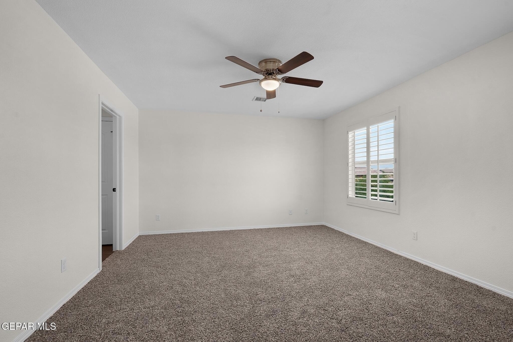 12390 Westbury - Photo 30