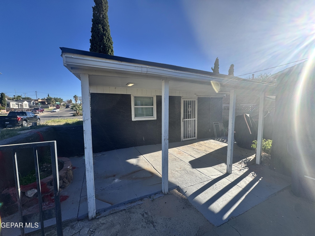 3800 Altura Avenue - Photo 13