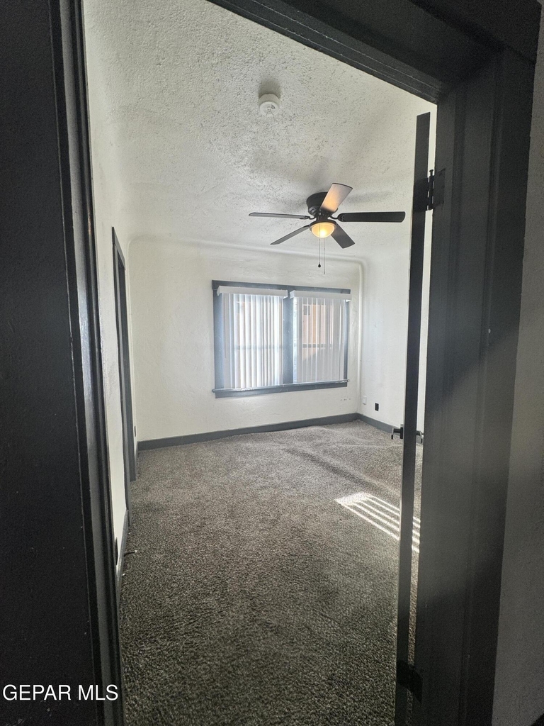 3800 Altura Avenue - Photo 11