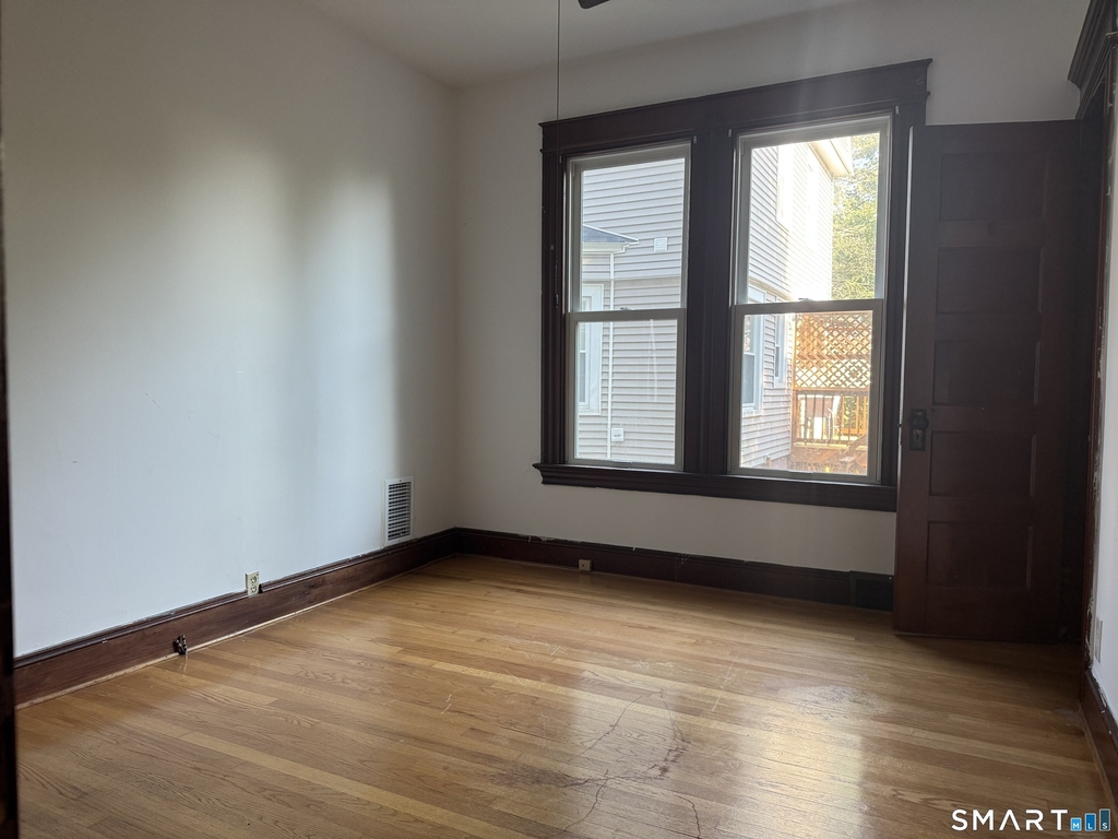 251 Olivia Street - Photo 6