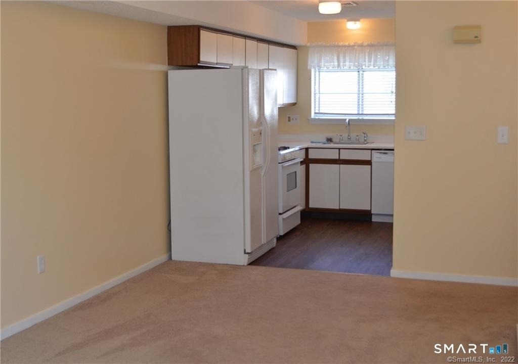 360 Spring Street - Photo 7