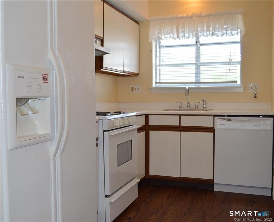 360 Spring Street - Photo 10