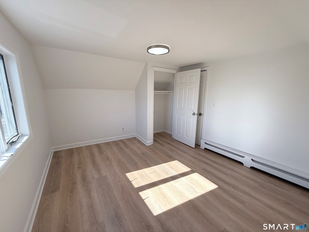 466 Hollister Street - Photo 21